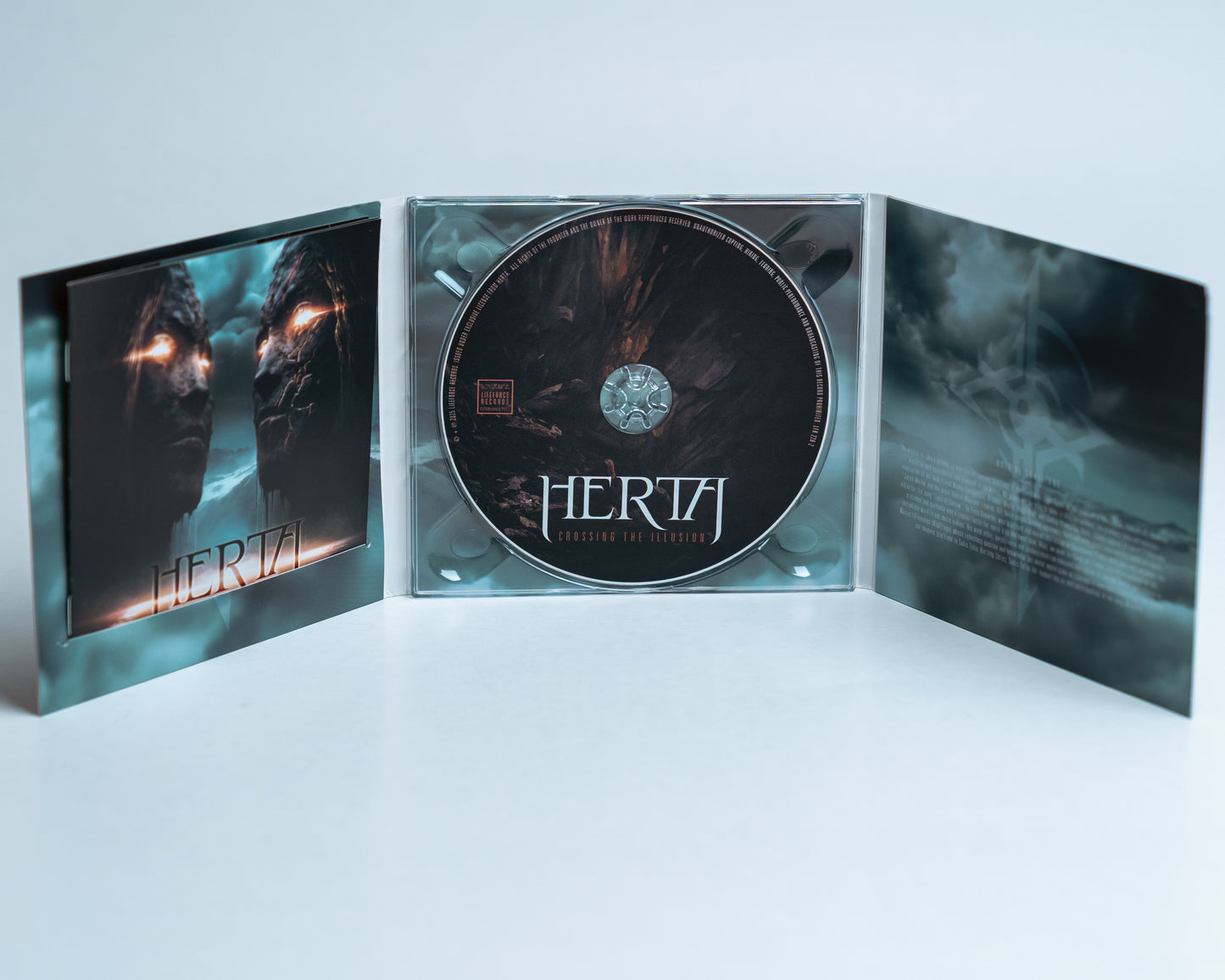 Crossing The Illusion – CD Digipak